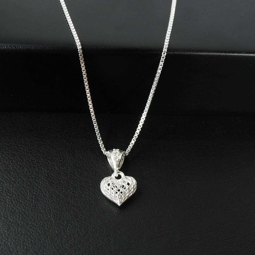 Colar Pingente Coração Delicado Em Prata 925 - Casa Vitrine