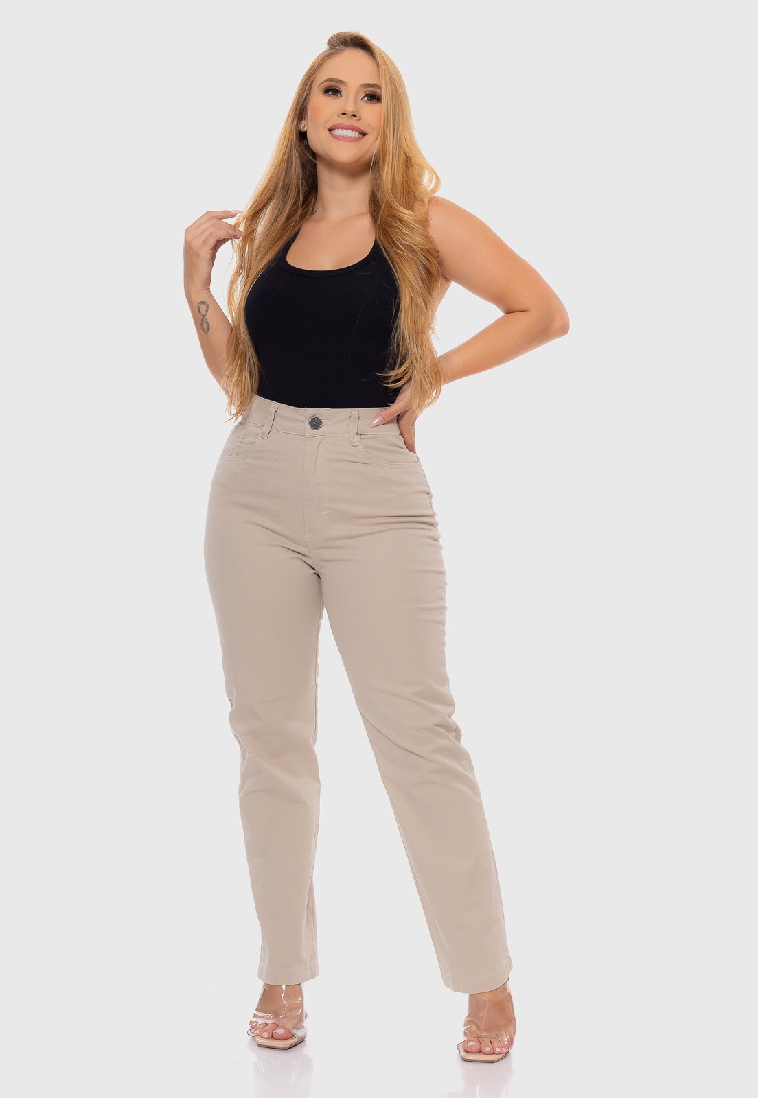 Calça Mom Bege Claro
