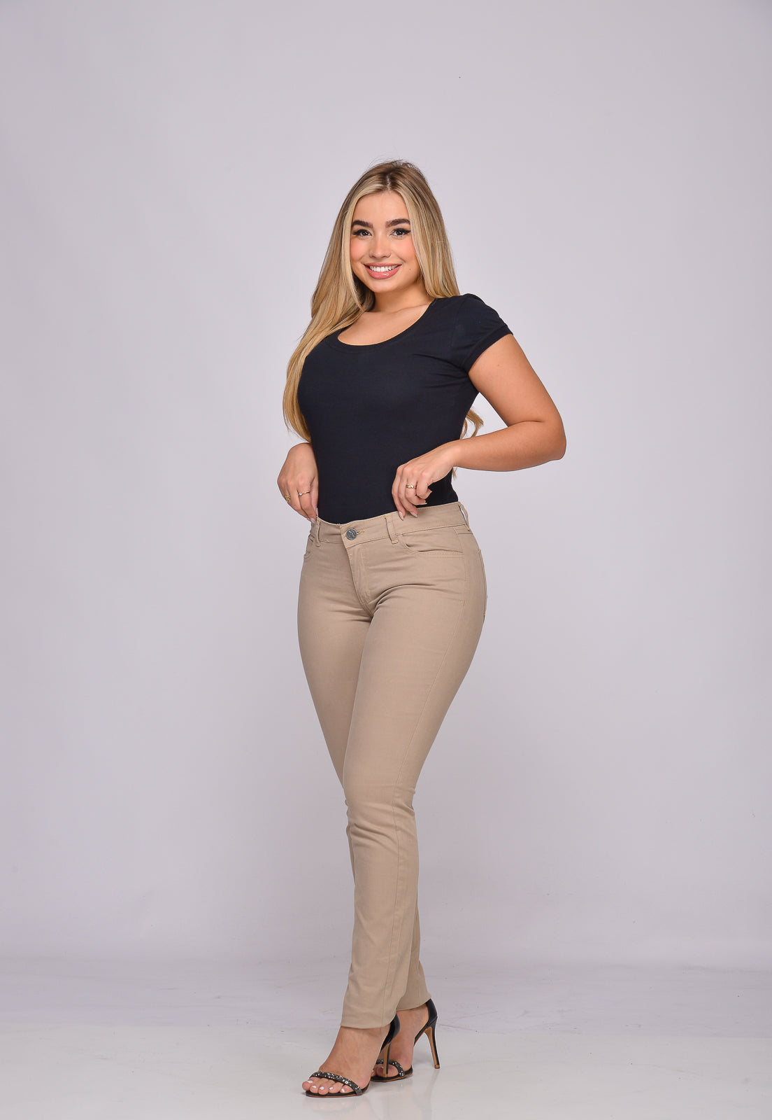 Calça Bege Skinny Bella