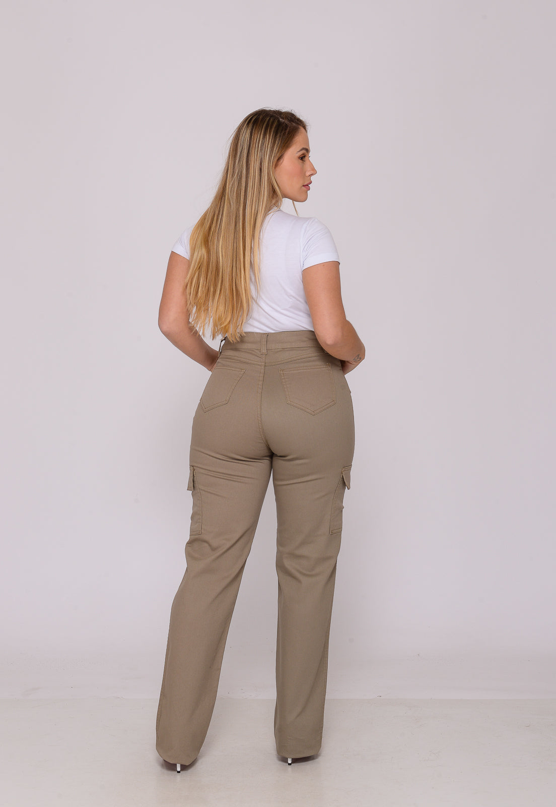 Calça Cargo Feminina Bege Escura