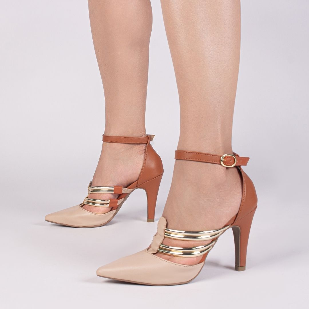 Sapato Scarpin Torri Caramelo Bege