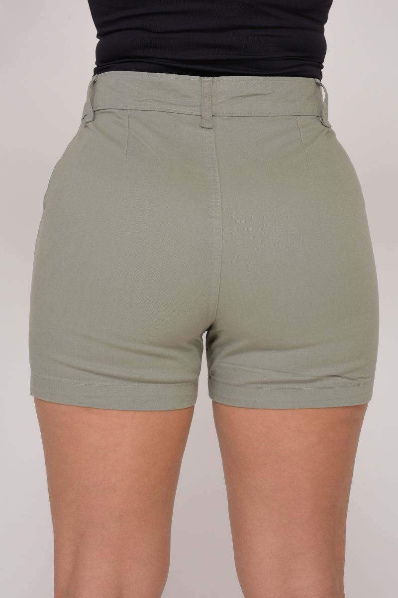 Shorts Feminino Cinza Claro