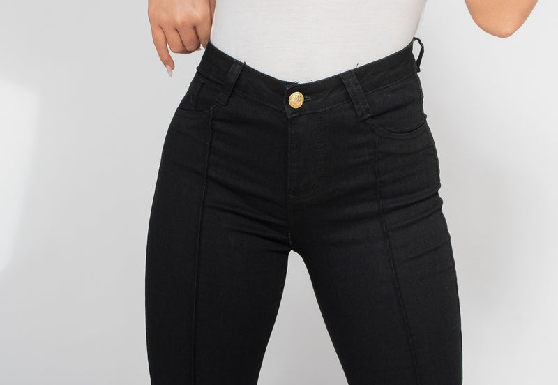 Calça Skinny Preto Bella