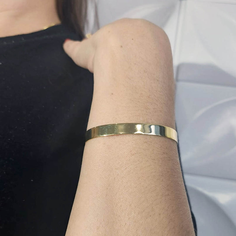 Bracelete Liso Largo Folheado Em Ouro 18k - Casa Vitrine