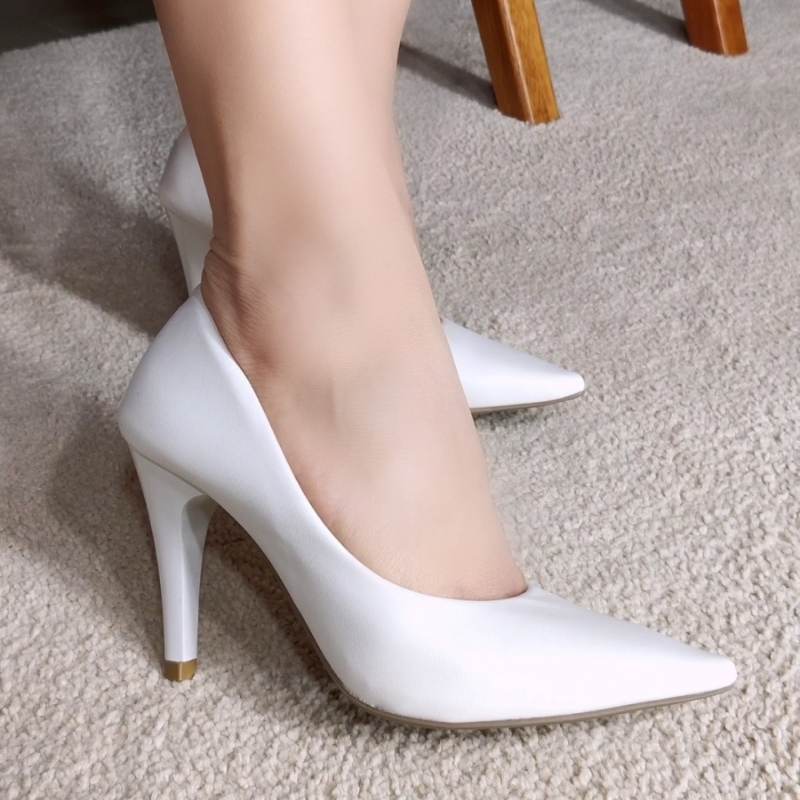 Scarpin Branco Fino