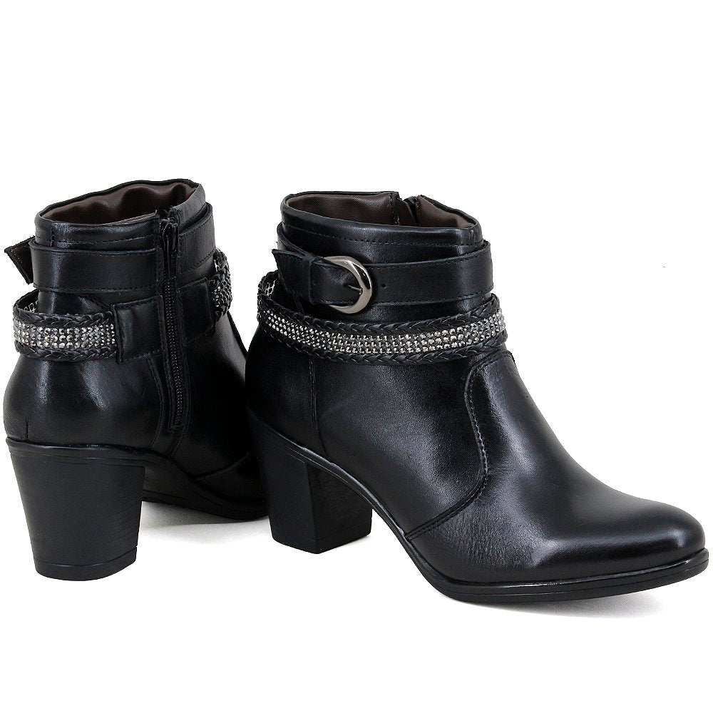 Bota de Couro Preto Comfort - Casa Vitrine